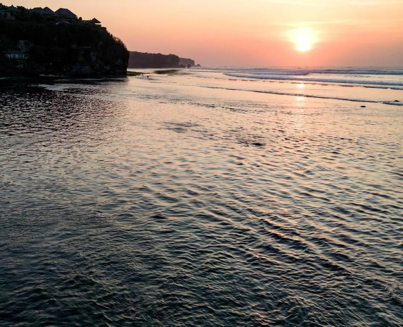 Lyvin Bingin Villas Uluwatu  Hotel Uluwatu (Bali)
