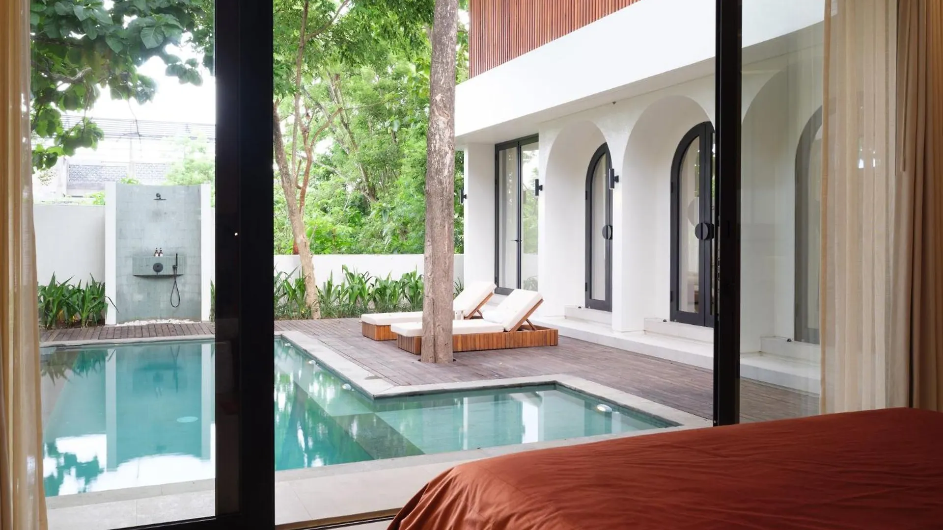 Lyvin Bingin Villas Uluwatu  Indonesia