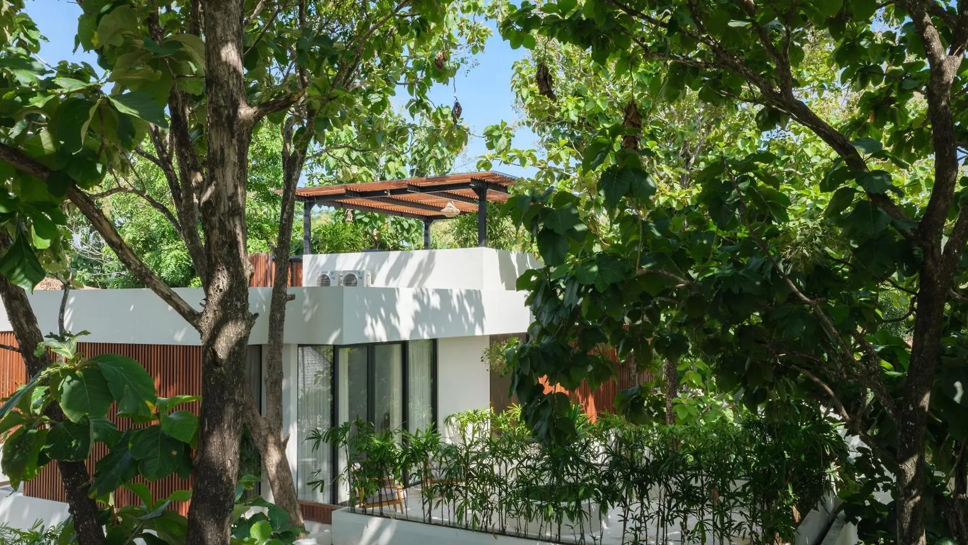 Lyvin Bingin Villas Uluwatu  5*, Uluwatu (Bali)
